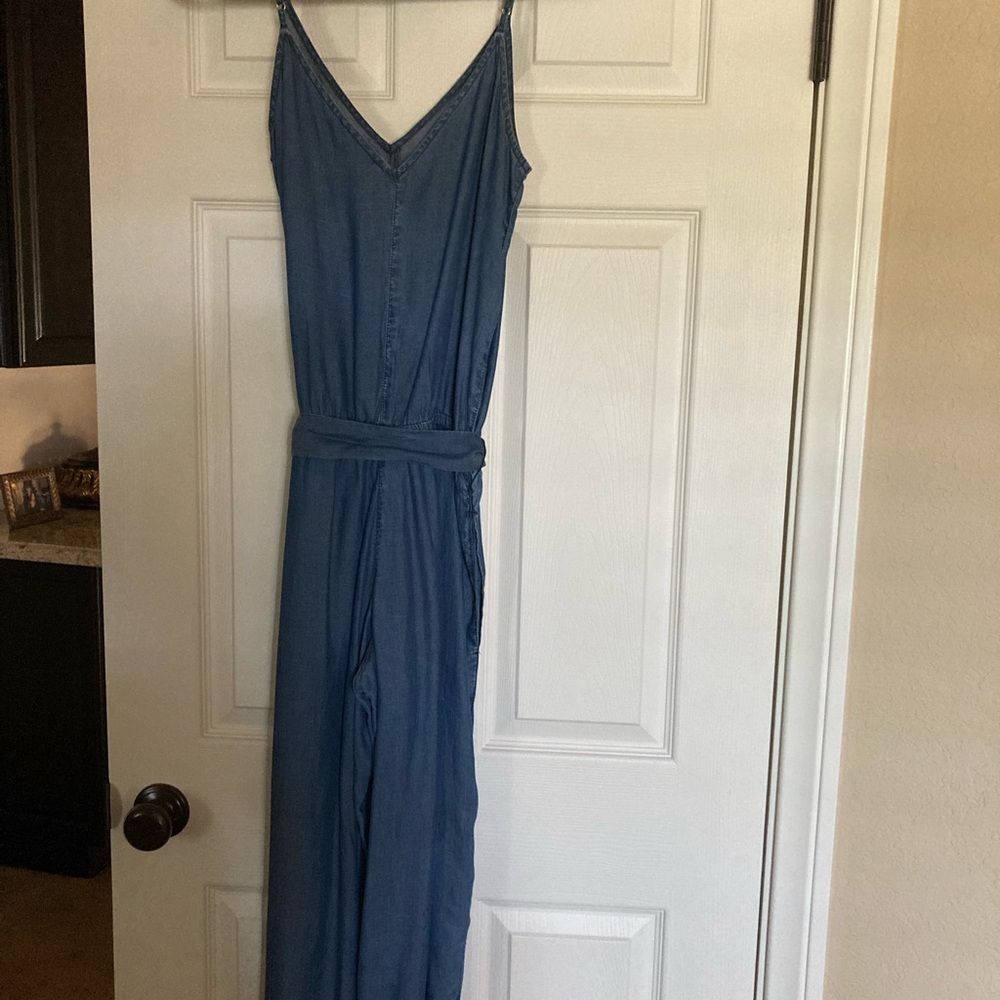 Tommy Bahama XS jumpsuit. - Picture 2 of 11